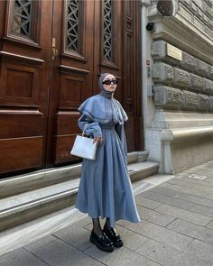 Hijab Trend, Hijabista Fashion, Trend 2023, Street Hijab Fashion, Mode Turban, Hijab Trends, Modest Fashion Hijab, Muslim Outfits Casual, Muslim Fashion Hijab Outfits