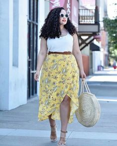 Plus Size Looks, Plus Size Summer Outfits, Elegante Casual, Moda Plus, Plus Size Fashion For Women, Plus Size Skirts, Curvy Girl Fashion, Curvy Girl Outfits