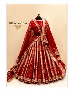 Banarsi Bridal Lehenga, Banarasi Bridal Lehenga, Latest Traditional Dresses, Indian Wedding Gowns, Lehenga Designs Simple