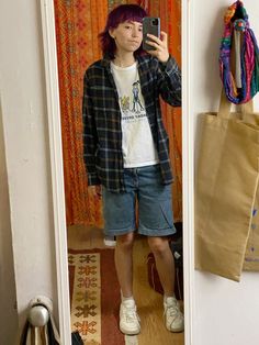 Androgynous jorts outfit, all thrifted, white sneakers and blue flannel shirt Jorts Outfit, Blue Flannel Shirt, Androgynous Outfits, Blue Flannel, Androgynous Fashion, White Sneakers, Flannel Shirt, Sneakers, Blue