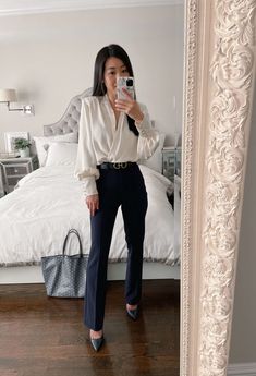 Navy Blue Pants Outfit, Blue Trousers Outfit, Navy Pants Outfit, Blue Pants Outfit, Dress Pants Outfits, Fall Fashion Skirts, Navy Dress Pants, Blue Dress Pants, Navy Outfit