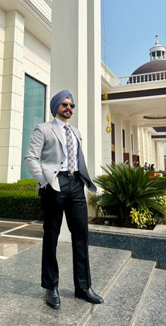 Mens Pent Coat Design, Coat Pent Colors For Men, Blazer Colours For Men, Pagg Turban Colour, Formal Colour Combination For Men, Coat Pent Men Suits With Turban, Pent Coat Men Suits For Wedding, Coat Pent Men Suits