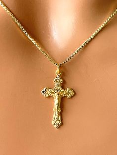 "This is a beautiful gold Italian filigree crucifix cross necklace. This crucifix cross is 16 karat gold over 925 sterling silver and comes on a shiny 14 karat gold filled box chain with clasp in back. This cross is exquisitely made by master Silversmith in New England.  Measures 28 x 16 mm stamped sterling on backside. Maybe ordered in gold or silver version which is completely 925 Sterling silver.  Comes in a gift box ready to present. Model is wearing a 16\" length.  Choose your length." Cheap Crucifix Jewelry As Gift, Luxury White Gold Crucifix Cross Necklace, Crucifix Necklace Aesthetic, Silver Crucifix Necklace, Gold Cross Necklace Aesthetic, Catholic Jewelry Necklace, Catholic Cross Necklace, Vintage Cross Necklace, Drinks Smoothies