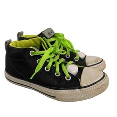 Converse All Star Mid Youth Shoes Black Lime Green 3Y
No separating. Slight signs of wear. 
Light up shoe laces Emo Shoes, Green Shoe, Androgynous Outfits, Green Converse, Light Up Shoes, Youth Shoes, Scene Emo, Green Shoes, Cheap Shoes