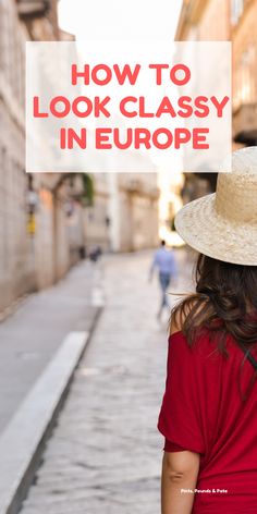 a woman in a red shirt and hat walking down the street with text overlay that reads italy travel outfits comfy, simple & chic