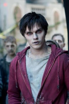 cool vampire zombie makeup for halloween Maquillage Halloween Simple, Warm Bodies, Cute Zombie, Zombie Movies, Nicholas Hoult, Halloween Zombie, Zombie Costume