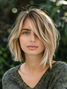 Short Asymmetrical Bob, Asymmetrical Bob Haircut, Cute Messy Hairstyles, Mushroom Haircut, Short Angled Bobs, Long Asymmetrical Bob, Asymmetrical Bob Short, Shaggy Bob Hairstyles, Inverted Long Bob