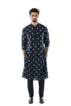 Diwali Fashion, Navy Blue Saree, Silk Pajama Pants, Gents Kurta Design, Gents Kurta, Blue Kurta, Kurta Pant Set, Mens Kurta, Silk Pajama