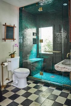 an image of a bathroom that is featured on the website