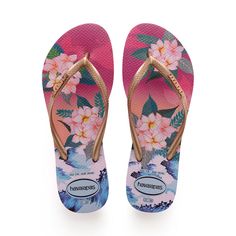 Stylish Flip Flops, Tropical Sunset, Rubber Flip Flops, Havaianas Flip Flops, Flip Flops Style, Beach Flip Flops, Flip Flop Shoes, Beach Shoes, Slip On Sneakers