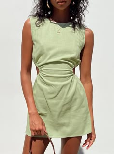 Princess Polly Scoop Neck  Mayzie Mini Dress Green Dresses Princess Polly, Sorority Rush Dresses, Dresses Princess, Brunch Dress, Rush Dresses, New Years Eve Dresses, Dress Slim, Polly Dress, Green Mini Dress