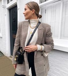 Nadia Anya, Chique Outfit, Checkered Blazer, Fashion Goals, Mode Inspo, Autumn Outfit, 가을 패션, Fall Fashion Outfits, Business Casual Outfits