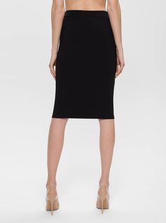 The shaping pencil skirt in soft knit creates a graceful silhouette and is perfect for both a business dress code and a casual look.You will like:- modeling effect.- classic cut.- belt with elastic tape inside.Моделирующая юбка-карандаш из мягкой трикотажной ткани создает изящный силуэт и прекрасно подходит как для делового дресс-кода, так и для повседневного образа.Вам понравятся:— моделирующий эффект;— классический крой;— пояс с эластичной тесьмой внутри.Polyester 92%, Elastane 8% Conte - Made Sleek Stretch Knee-length Pencil Skirt, Non-stretch Black Office Skirt, Solid Non-stretch Pencil Skirt, Cheap Black Knee-length Pencil Skirt, Black Non-stretch Pencil Skirt, Business Dress Code, Business Dress, Business Dresses, Soft Knits