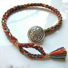 Crochet Bangles, Accessories Layering, Necklaces Beautiful, Hantverk Diy, Diy Armband, Layering Necklaces, Fiber Jewelry, Homemade Jewelry, Textile Jewelry