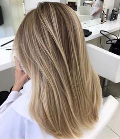 Blonde Hair Color Ideas On Brown Hair, Highlights Ash Blonde Brown, Shoulder Length Blonde Hair Balayage Straight, Jenifer Aniston Hair Color, Blonde On Dark Hair All Over, Chemical Cut Hair, Medium Length Haircut Highlights, Best Hair Color For Pale Skin Green Eyes, Short Hair Blonde Highlights