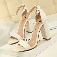 Shoes Block Heels, Hak Tinggi, Dr Shoes, Basic Heels, Women Heels, Super High Heels, Womens Wedding Shoes, Womens Shoes High Heels, Fashion High Heels