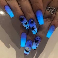 This stunning nail design is inspired by tropical sunsets, featuring silhouettes of palm trees against a gradient of blue to purple hues, reminiscent of a twilight sky. The use of glow-in-the-dark polish adds an unexpected twist, making the nails illuminate under low light—a magical touch for evening beach vacations Blue Ombre Nails, Tropical Nails, Nail Art Ombre, Blue Nail, Nail Swag