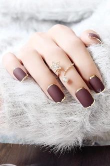 What type of nail art best matches your inner self? Nagellack Trends, Gold Nail, Cute Nail Designs, Fancy Nails, Creative Nails, Manicure E Pedicure, Matte Nails