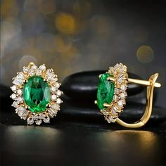 Brand New Women's Emerald Gemstone Earrings 14k Gold Plated Sterling Silver 2ct Natural Green Emerald Gemstone Earrings Genuine 1ct Brilliant Cut Lab Created Diamonds Measurements .65" Tall X .6" Retail Price $300 Buy With Confidence From A Trusted Seller W/ A 99%+ Feedback Rating! A0263 (Id-1124-) Green Gold Earrings, Green Sapphire Earrings, Emerald Earring, Cubic Zirconia Hoop Earrings, Emerald Earrings Studs, Stil Elegant, Green Earrings, Emerald Gemstone, Diamond Stud