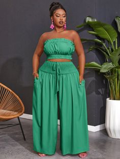 Green Casual Collar   Plain  Embellished Slight Stretch  Women Plus Clothing Casual Summer Interview Outfit, Vocation Outfit, Creative Outfits, Outfit Dinner, Ruffle Outfit, Dressy Casual Outfits, Bandeau Tops, Plus Size Summer Outfit, Romper Outfit