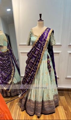 Bandhini Half Sarees, Dark Blue Lehenga Combination, Bandini Lehangas, Bandhini Lehanga Designs, Silk Lehnga Outfit, Bandhani Half Saree, Bandini Lehenga Designs, Birthday Outfit Traditional, Traditional Lehanga Ideas