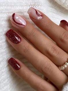 Short Fake Nails, Nail Art For Beginners, Fake Nails With Glue, Shiny Nails, Short Acrylic, Stick On Nails, Square Acrylic Nails, Short Acrylic Nails, Artificial Nails