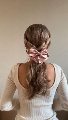 Preppy Hairstyles, Girly Hairstyles, Hairstyle Examples, Cheer Hair, Work Hairstyles, Easy Hairstyles For Long Hair