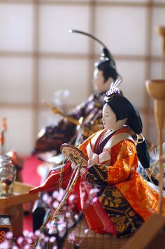 March 3rd is the Doll's festival day for girls ( Hina-matsuri) in Japan. People display a set of Hina- dolls and pray for the sound growth of the girls in family. Kimono Modern, Geisha Doll, Japanese Party, Japan Spring, Hina Dolls, Country Photography, Japan Holidays, Japan Architecture