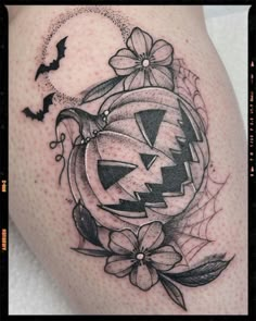 Spooky Pumpkin 🎃 Pumpkin And Bat Tattoo, Black Pumpkin Tattoo, Spooky Lantern Tattoo, Watercolor Pumpkin Tattoo, Jackolantern Tattoo Black And White, Pumpkin Cherry Tattoo, Pumpkin Knee Tattoo, Halloween Tattoo Ideas Pumpkins