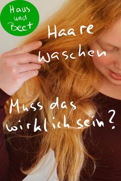 Haare waschen - muss das wirklich sein? Wasche deine Haare nachhaltig, ohne Silikone, ohne Mikroplastik. Es gibt viele Alternativen zum Shampoo aus der Plastikflasche. Lies nach, warum ich mir seit 5 Jahren die Haare gar nicht wasche. #nachaltig #zerowaste #haare #haarpflege Beets, Diy Garden, Ritual, Second Hand