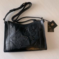 Frye Leather Studded Floral Crossbody Black Leather. Never Worn And Tags Attached. Dust Bag Included. Style Is Called Melissa. Thrift Bags, Purse Inspiration, Black Messenger Bag, Frye Bags, Vintage Crossbody Bag, Black Leather Crossbody Bag, Black Leather Purse