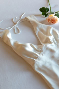 The A&F Wedding Shop is live with new wedding weekend must-haves for the bride and bachelorette—and every best dressed guest. One of the best parts of wedding season is when its over... and you go on a dreamy honeymoon. Shop all of the white dresses, swim, sleepwear and more to fill out every honeymoon outfit. From the wedding night to your travel day back we've got you covered. Outfits For Honeymoon, Mother Day Photoshoot, Mother Day Photoshoot Mini Sessions, Boho Mother, Ring Case, Preschool Gifts, Fall 23, Future Wedding Plans