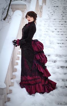 Gothic Wedding Dresses, Victorian Wedding Dress, Jewelry Victorian, Bustle Skirt, Gothic Wedding Dress, Bustle Dress, Victorian Costume, Victorian Wedding, Victorian Clothing