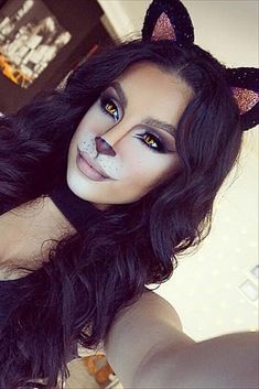 Halloween Makeup With Glasses, Makeup With Glasses, Cat Face Makeup, Meme Costume, Creepy Halloween Makeup, Cute Halloween Makeup, Halloween Makeup Ideas, Halloween Makeup Pretty