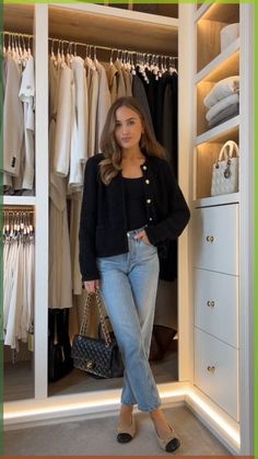 ☘️🍏Green Smoothies Daily ☘️🍏 on Instagram: \ Tweed Jacket Outfit, Closet Full Of Clothes, Stile Casual Chic, Looks Street Style, Outfit Trends, Stylish Work Outfits, Casual Work Outfits, Mode Inspo, Looks Chic