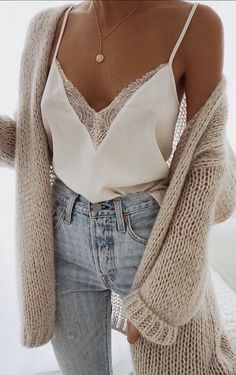 Fest Outfits, Trendy Outfits Winter, Pastel Outfit, Nails Short, Winter Fashion Outfits, Outfits Casuales, Button Detail, Cute Casual Outfits