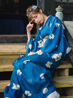 Yukata Women, Comfortable Maxi Dresses, Yukata Kimono, Japan Outfit, Kimono Yukata, Blue Kimono, Traditional Kimono, Womens Kimono, Kimono Dress