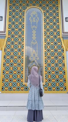 Masjid Aesthetic, Ootd Lebaran, Cake Girl, Foto Aesthetic, Hijab Aesthetic, Study Motivation Video, Muslim Women Fashion, Ootd Hijab, Girl Cakes