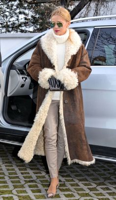 Gianotti Milano Lammfell Pelzmantel Pelz Mantel WIE Nerzmantel Nerz Zobel Fuchs | eBay Shearling Coat, Brown Leather Jacket, Boho Style, Boho Fashion