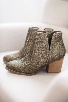 NOTHING quite says 'I'm here for the party' like a pair of glitter booties. Rubber heel and sole. 3 inch heel Fit true to size, if you are in between sizes, go with your larger size. If your foot is wide at all, also size up. Ships within 2-3 business days. Glitter Boots, Waterproof Jewelry, 3 Inch Heels, Shoe Fits, Wedding Dreams, Work Clothes, Rubber Heels, Hat Hairstyles, Outerwear Women