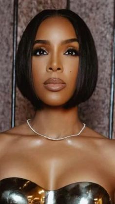 Bob Layered Haircut Black Women, Bluntcut Bob Quick Weave, Short Bob Hairstyles Fine Hair, Volume Bob Haircut, Kelly Rowland Bob, Medium Length Black Hairstyles, Short Bob Black Women, Short Bob Hairstyles For Black Women, Layered Bob Hairstyles For Black Women