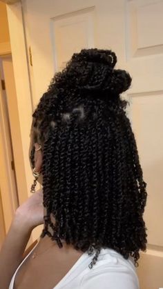 Mini Twists Relaxed Hair, Braids With Natural Hair No Weave, Short Mini Twist Hairstyles, Mini Twists Natural Hair, Short Twist, Cabello Afro Natural, Twisted Hair, Natural Twists, Nappy Hair