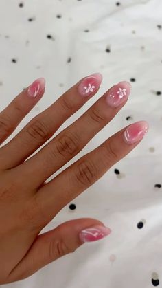 @laurenkkim0 on tiktok Rounded Acrylic Nails, Holiday Acrylic Nails, Pink Summer Nails, Wave Nails, Christmas Summer, Waste Of Time