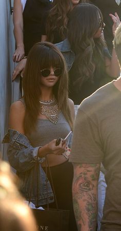 Selena Gomez Hair, Selena Gomez Outfits, Selena Gomez Cute, Selena Gomez Style, Lea Michele, Marie Gomez, Hairstyles With Bangs, Selena Gomez, Hair Looks