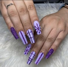 Purple Acrylic Nails, Sweater Nails, Acrylic Nails Coffin Pink, Winter Nail, Christmas Nail Designs, Fabulous Nails