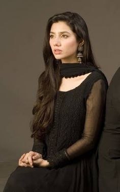 Mahira Khan Dresses, Black Anarkali, Black Frock, Desi Outfits, Desi Wedding Dresses, Designer Party Dresses, Long Frock, Mahira Khan, Pakistani Fashion Casual