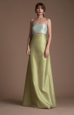 Wansabu Gown — Pacharee Robes Glamour, Mode Tips, Mode Casual, Glam Dresses, 가을 패션, Fancy Dresses, Guest Dresses, Stylish Dresses