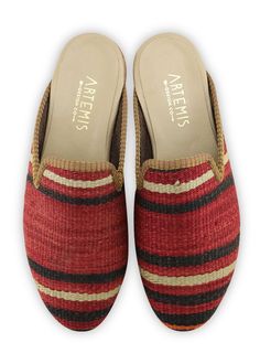 Men's Kilim Slippers, artemis, artemisdeisgnco, artemis design co, bespoke shoes, block print, carpet, carpet slippers, classic style, designer shoes, eclectic style, fashion, grandmillennial, handmade, kilim, loafers, luxury lifestyle, luxury shoes, mens shoes, mules, new england style, oriental rug, shoes, silk shoes, slippers, smoking shoes, sumak, trad, traditional style, turkey, turkish rugs, turkish shoes, velvet shoes, very t and c, vintage style, womens fashion, womens shoes Luxury Shoes, Mule