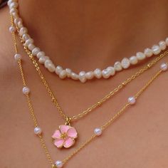 Honolulu Necklace - Pink Bow Nail Designs, Cute Necklaces, Necklace Aesthetic, Pretty Jewelry Necklaces, Handmade Jewelry Box, Flower Charm Necklace, Chunky Chain Necklaces, Summer Necklace, Jewelry Lookbook