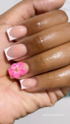 #summer #flowers #frenchnails Short Acrylic Nails Tropical, White Nail Designs With Flowers, Pink Orange Flower Nails, Holiday Nails Flowers, White French Tip With Flower Design, Minimalist Nails Almond Design, French Nail Designs Summer, Pink Flower Acrylic Nails, Almond Nail Ideas Summer